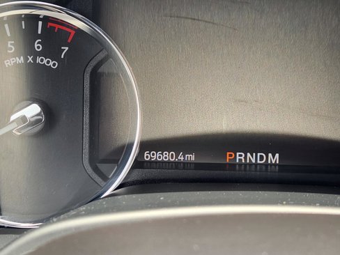 Used 2021 Ford Expedition XLT image 11