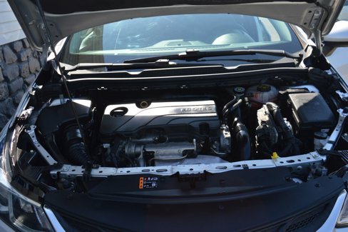 Used 2019 Chevrolet Cruze LS w/ LS Convenience Package image 38