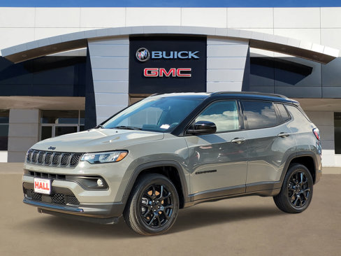 Used 2023 Jeep Compass Altitude image 3