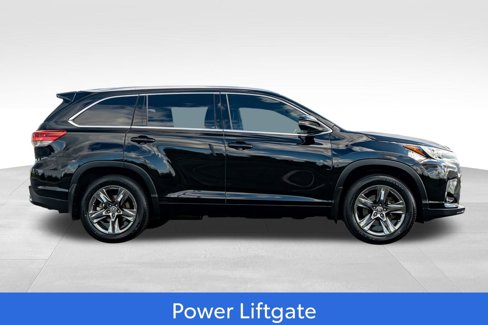Used 2017 Toyota Highlander Limited Platinum image 8