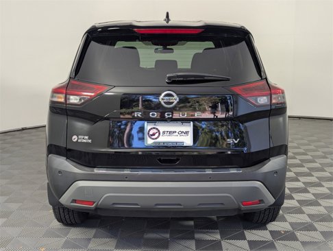 Used 2021 Nissan Rogue SV image 6
