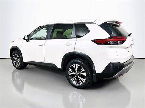Used 2023 Nissan Rogue SV image 5