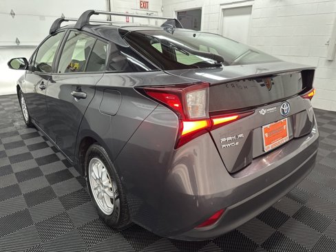 Used 2021 Toyota Prius LE image 8