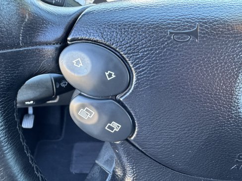 Used 2007 Mercedes-Benz E 350 Sedan image 16
