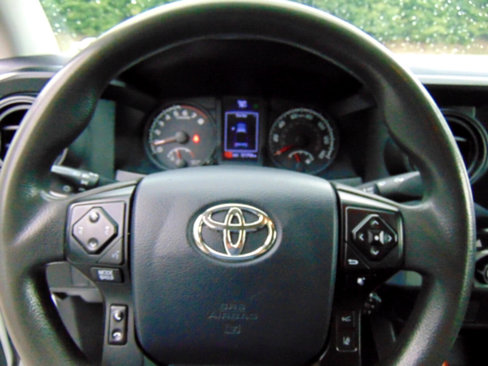 Used 2018 Toyota Tacoma SR5 image 15