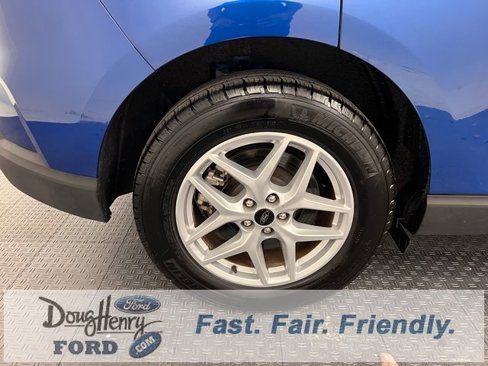 Used 2024 Ford Edge SEL image 13