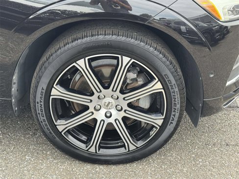 Used 2018 Volvo XC60 T6 Inscription w/ Vision Package image 6