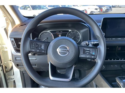 Used 2021 Nissan Rogue SV image 32