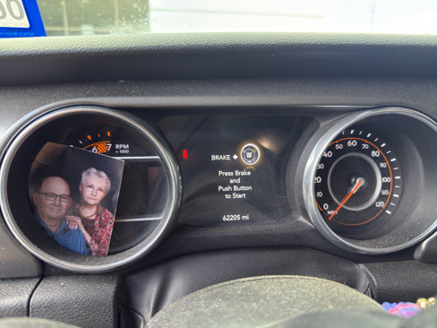 Used 2023 Jeep Wrangler Sport S image 7