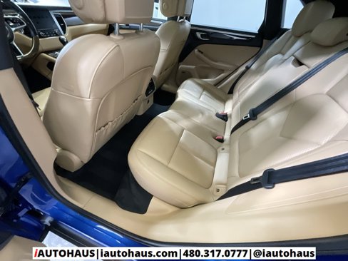 Used 2018 Porsche Macan image 18