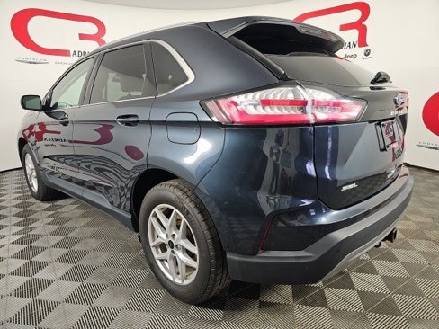 Used 2024 Ford Edge SEL w/ Convenience Package image 4