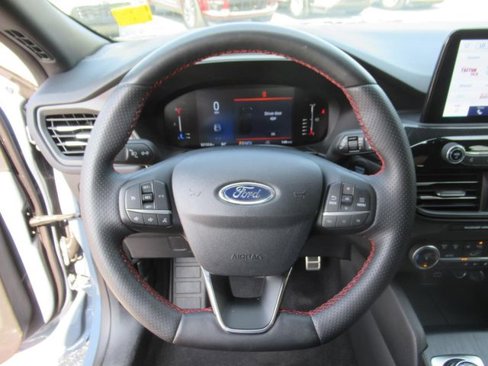 Used 2024 Ford Escape ST-Line image 18