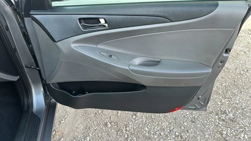 Used 2013 Hyundai Sonata SE image 16