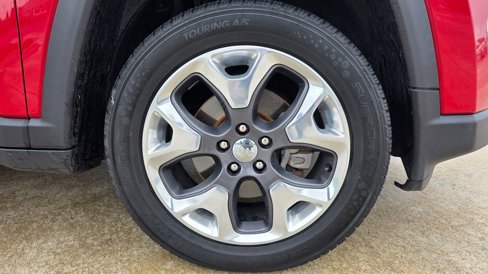 Used 2019 Jeep Compass Limited image 11