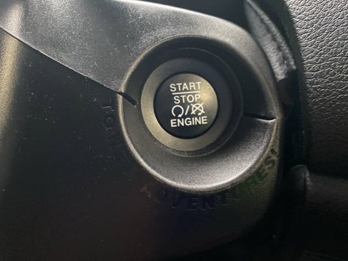 Certified 2016 Jeep Renegade Trailhawk image 25