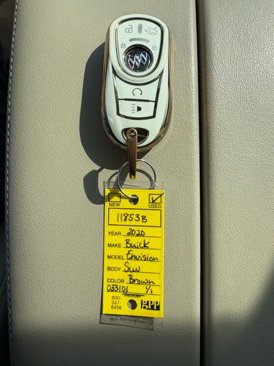 Used 2020 Buick Envision Essence image 27