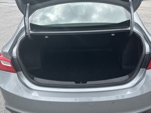 Used 2024 Chevrolet Malibu LT image 18