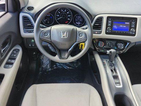 Certified 2021 Honda HR-V LX image 8