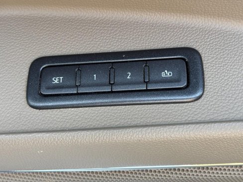 Used 2019 GMC Yukon XL SLT w/ HD Trailering Package image 28