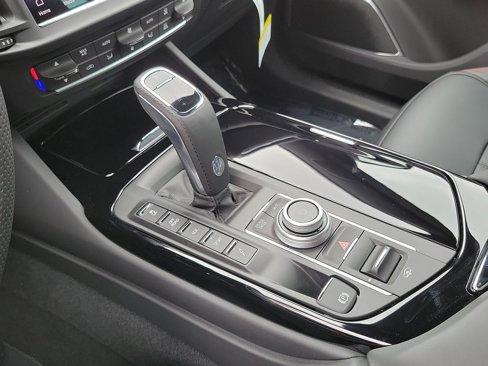 New 2024 Maserati Levante GT Ultima image 11