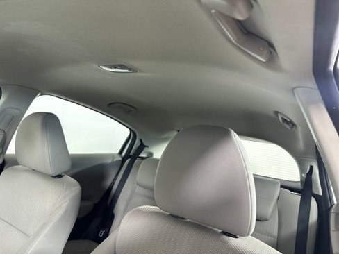 Used 2018 Honda HR-V LX image 12