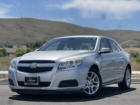 Used 2013 Chevrolet Malibu LT w/ Power Convenience Package image 4