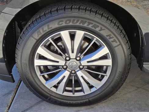 Used 2020 Nissan Pathfinder SL image 10