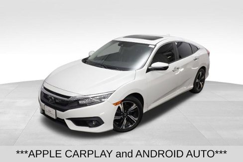 Used 2018 Honda Civic Touring image 3
