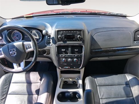 Used 2016 Dodge Grand Caravan American Value Package w/ UConnect Hands-Free Group image 11