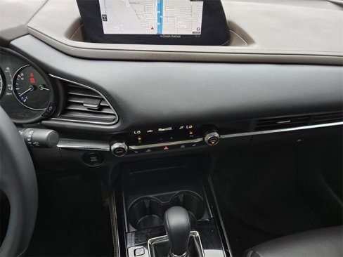 Used 2023 MAZDA CX-30 AWD 2.5 S w/ Premium Package image 19