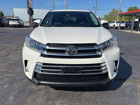 Used 2019 Toyota Highlander XLE image 4