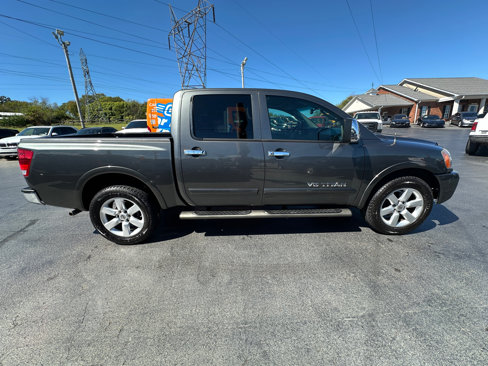 Used 2010 Nissan Titan LE w/ Technology Pkg image 5
