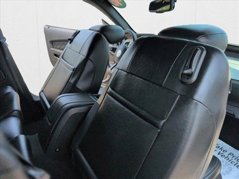 Used 2010 Ford Mustang GT Premium image 18