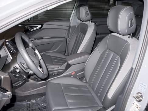 Certified 2023 Audi Q4 e-tron Premium Plus w/ Premium Plus image 8