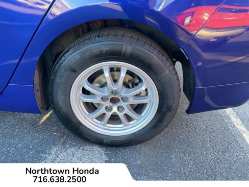 Used 2018 Toyota Prius Four image 15