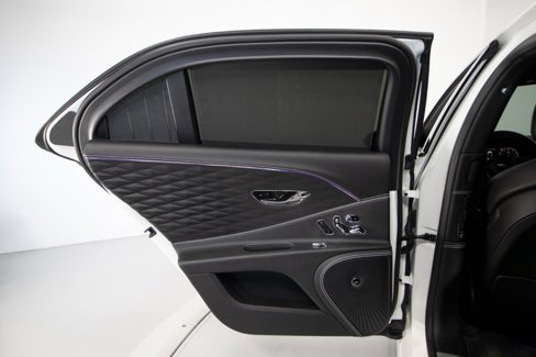 Used 2021 Bentley Flying Spur V8 image 42