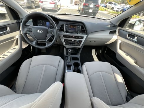 Used 2015 Hyundai Sonata Sport image 2