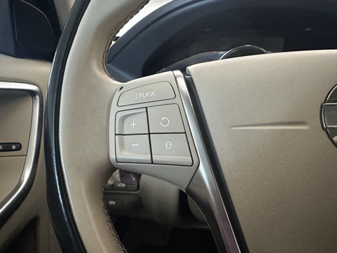 Used 2015 Volvo XC60 T6 image 29