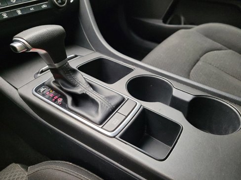 Used 2018 Kia Optima LX image 26