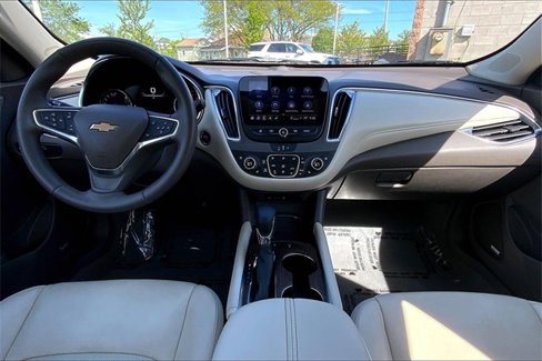 Used 2024 Chevrolet Malibu LT image 15