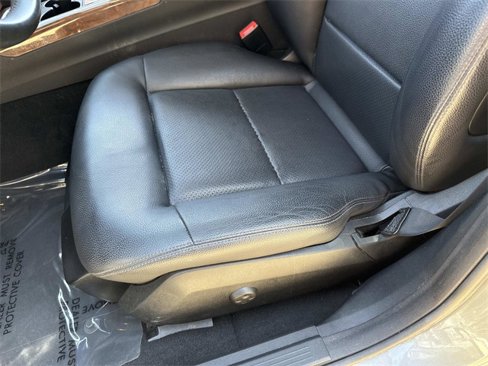 Used 2012 Mercedes-Benz E 350 4MATIC Sedan image 21