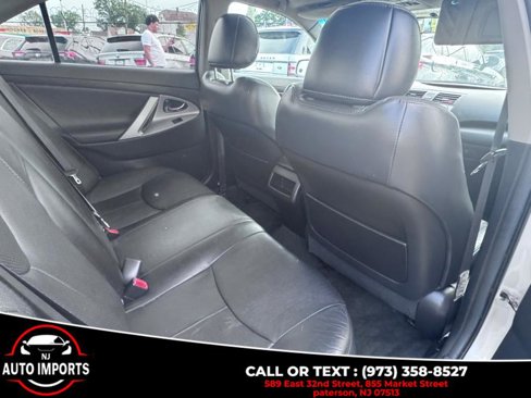 Used 2009 Toyota Camry LE image 19