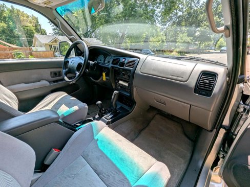 Used 2001 Toyota 4Runner SR5 image 19