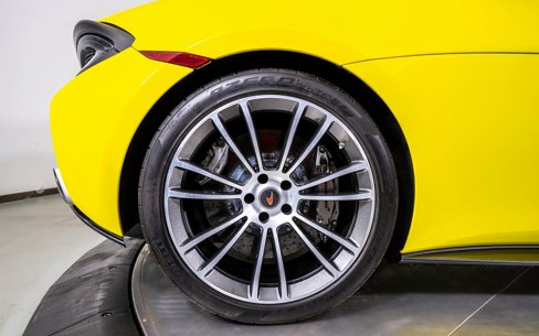 Used 2018 McLaren 570S Spider image 16