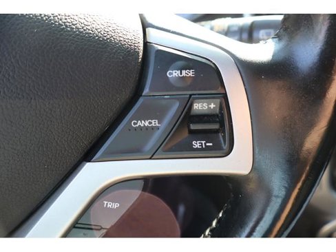 Used 2013 Hyundai Veloster w/ Tech Pkg image 9