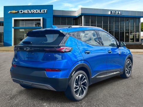 Used 2022 Chevrolet Bolt EUV Premier w/ Sun & Sound Package image 6
