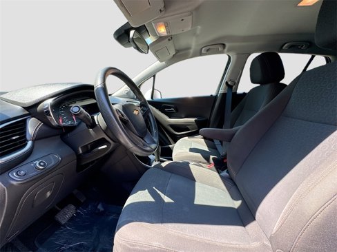 Used 2020 Chevrolet Trax LS w/ Tint and Cruise Package image 19