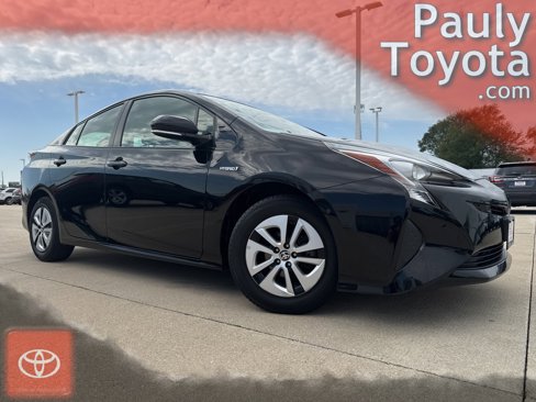 Certified 2017 Toyota Prius Two image 1