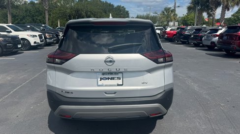Used 2021 Nissan Rogue SV image 9