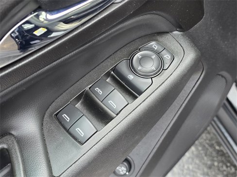 Used 2021 Chevrolet Equinox LT image 11